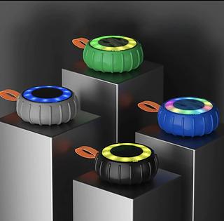 CAIXINHA DE SOM ( PNEU ), COM LED ( RGB ), E ( BT, RÁDIO FM, SD, AUX ), A PROVA D'ÁGUA. ( INOVA )