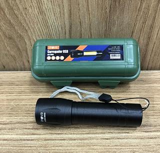 LANTERNA RECARREGÁVEL COM LED ( METAL ), ( 58000W8 ), CARREGADOR ( USB ). ( B-MAX )
