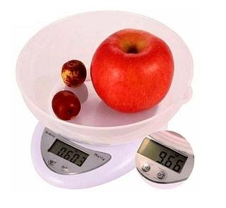 BALANÇA DIGITAL DE COZINHA COM COPO DOSADOR, ( 500G ). ( B-MAX )