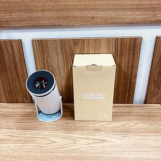 MINI PROJETOR DE IMAGEM 4K, PORTÁTIL.